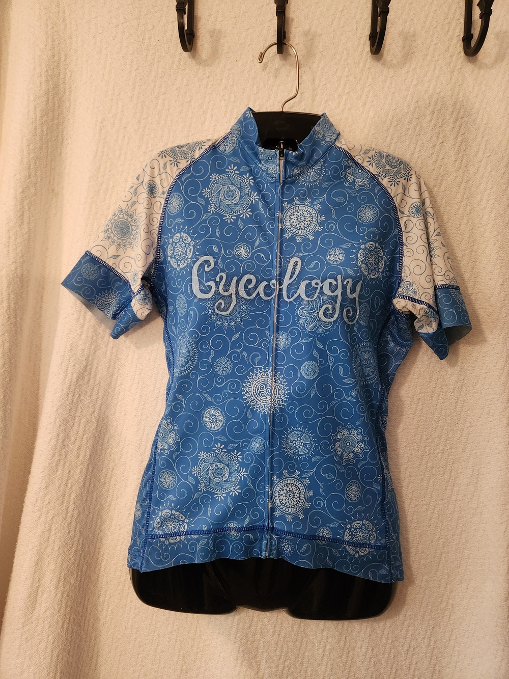 CYCOLOGY Short-Sleeve Cycling Jersey Womens SIZE Large